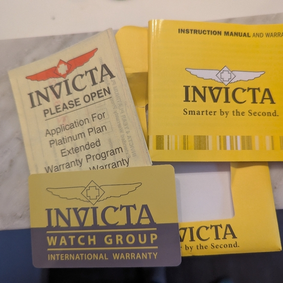 New in box Invicta men's watch - Picture 2 of 6